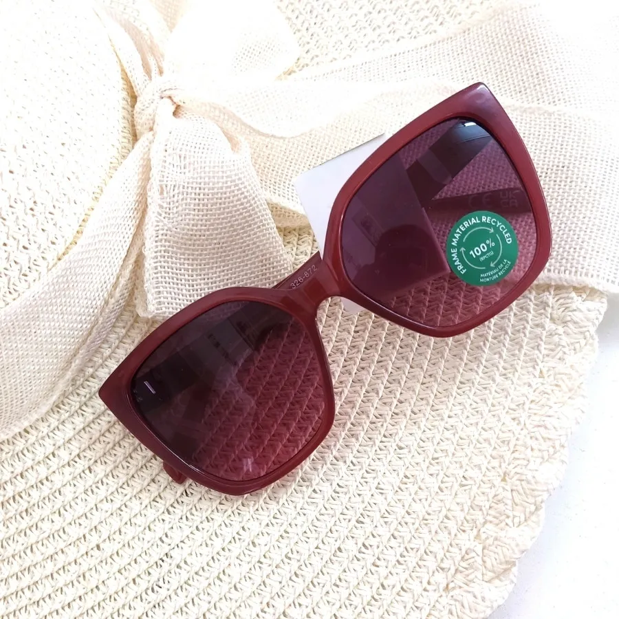 عینک آفتابی خوشگل ?