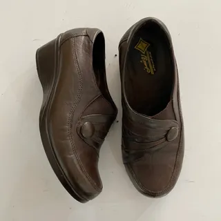 کفش طبی چرم قهوه ای