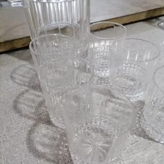 لیوان و جا یخی