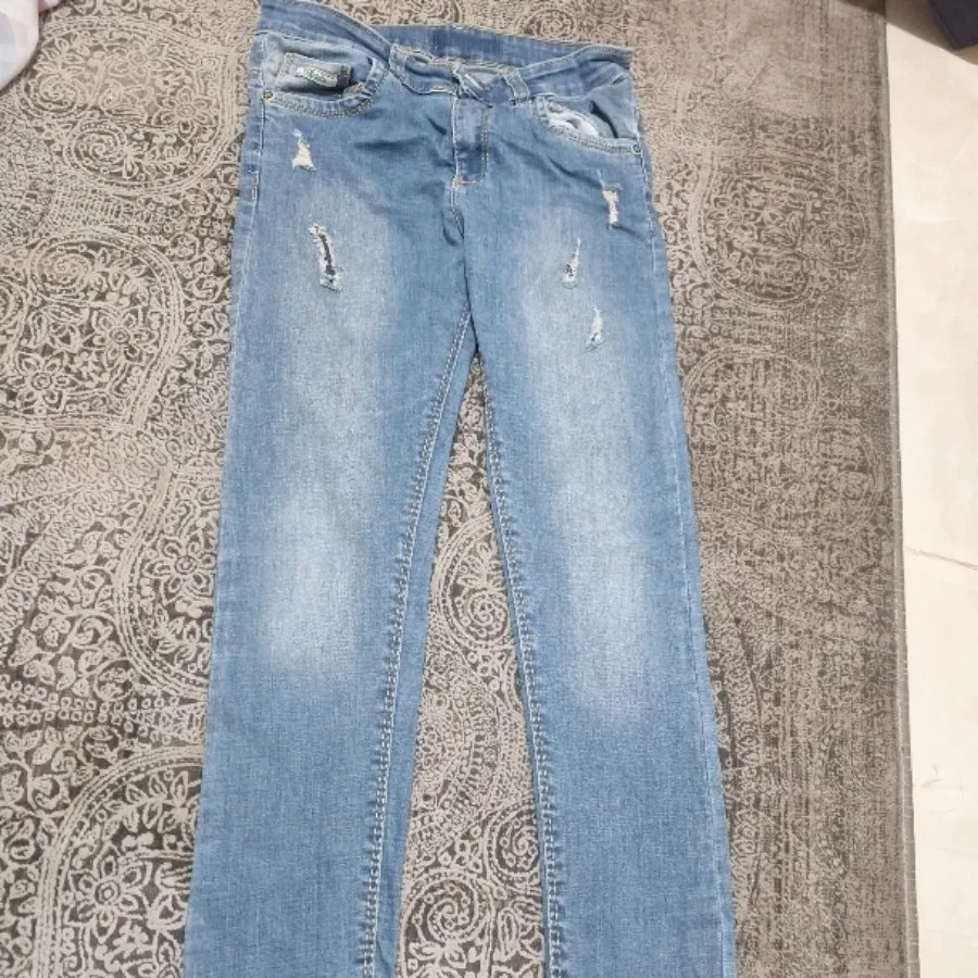 شلوار جین بچگانه