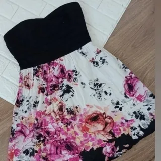 پیراهن دکلته کاپ دار