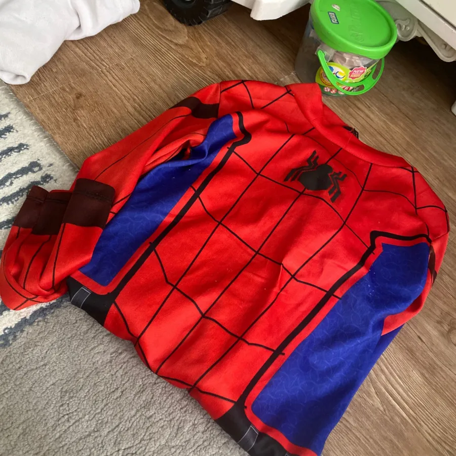 لباس عنکبوتی