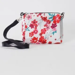 کراس بادی برند Venca