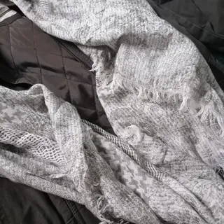 روسری بزرگ اروپایی