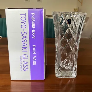 گلدان شیشه ای ژاپنی