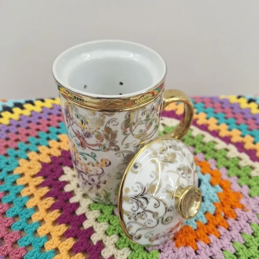 لیوان دمنوش