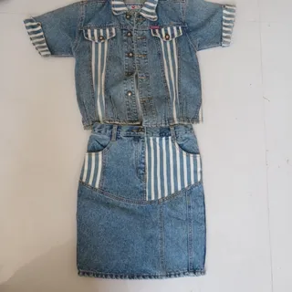 کت و دامن لی