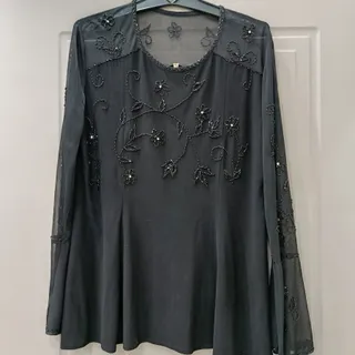 بلوز مشکی کارشده