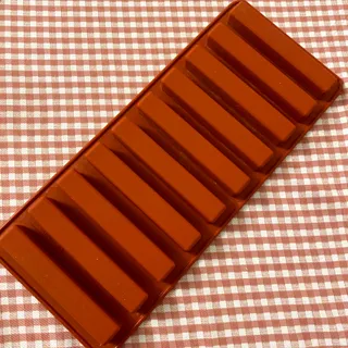 قالب شکلات کیت کت