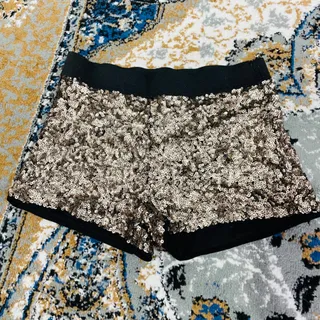 شلوارک استرادیواریوس