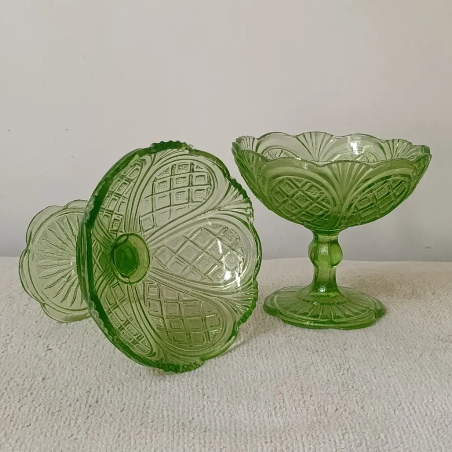 جفت قندان سبز