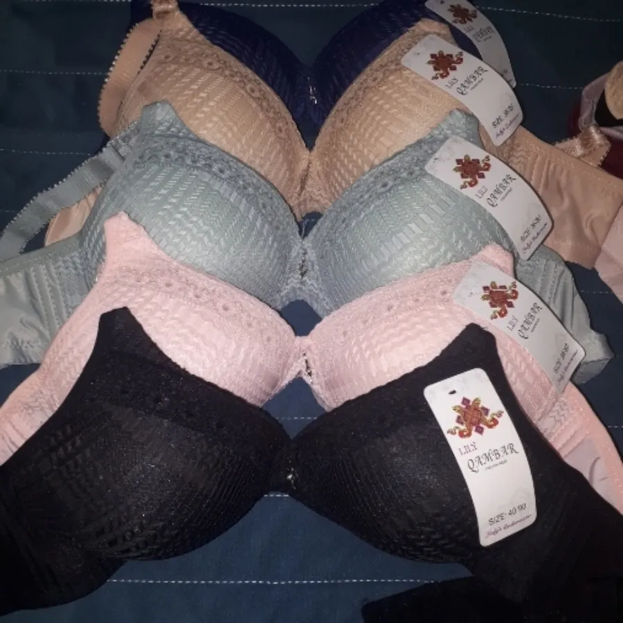 سوتین اسفنجی