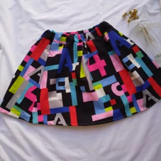 دامن کوتاه?