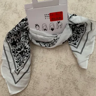 مینی اسکارف