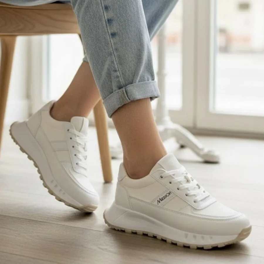 کتونی زنانه کیفیت عاالی