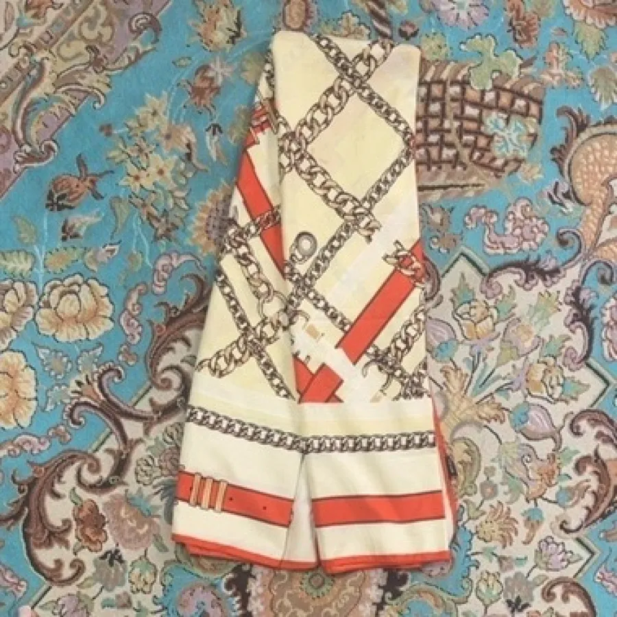 روسری قواره بزرگ