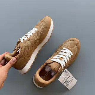 کتونی المانی