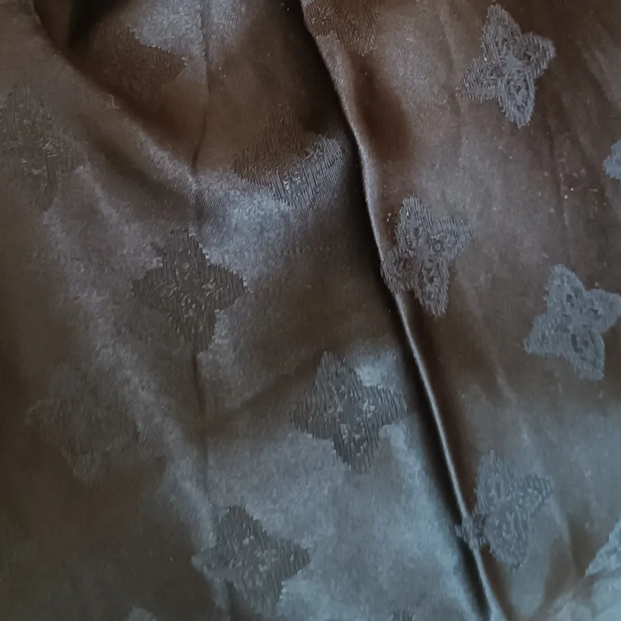 چادر طرحدار مشکی مشکی