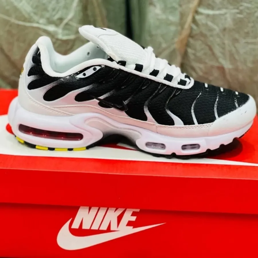 کفش اسپرت وارداتی