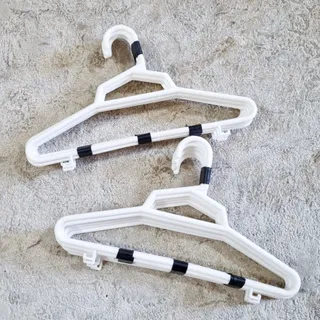 چوب رختی بچگانه