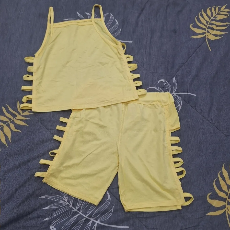 دو عدد تاپ شلوارک