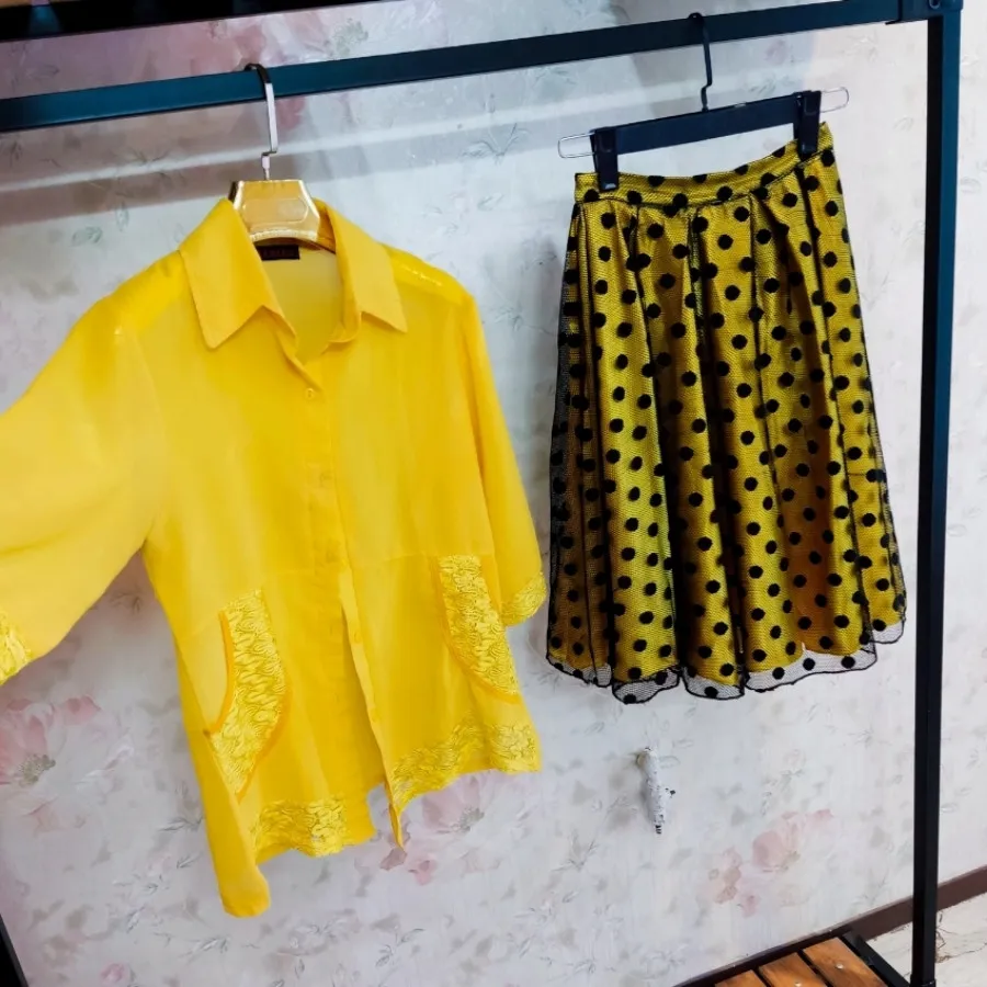 شومیز و دامن