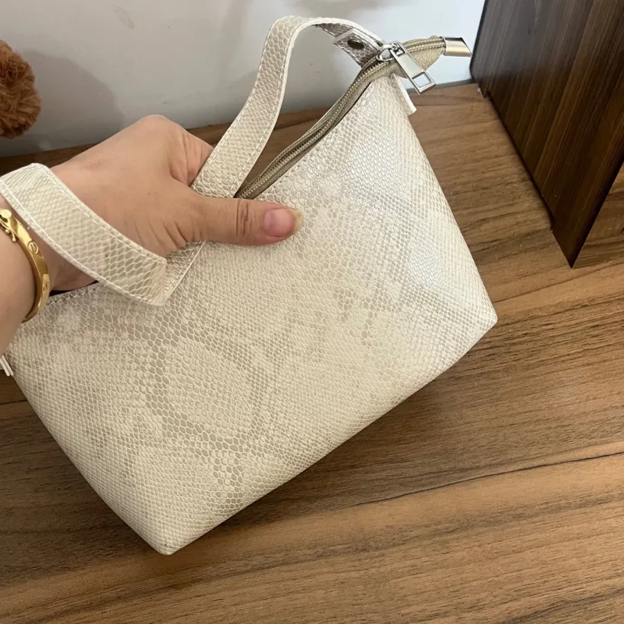 کیف چرم پوست ماری