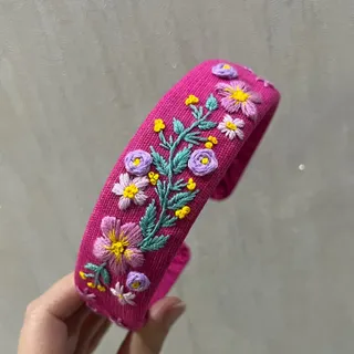 تل گلدوزی شده