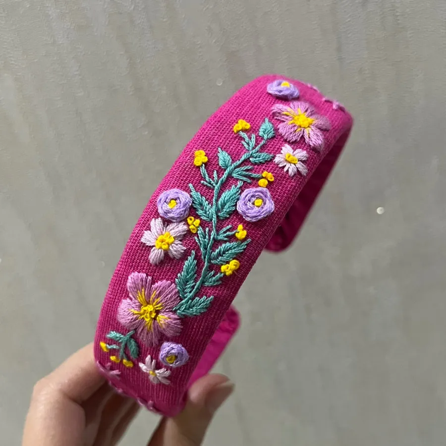 تل گلدوزی شده