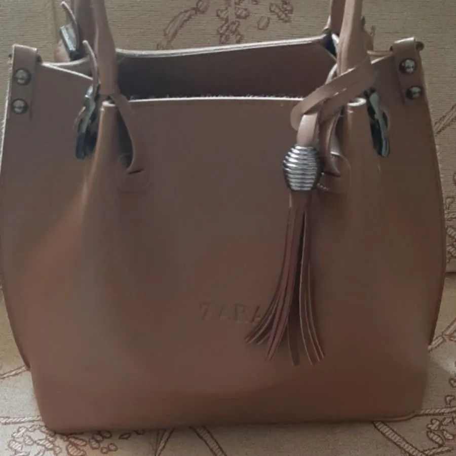 کیف زارا کرم کاراملی