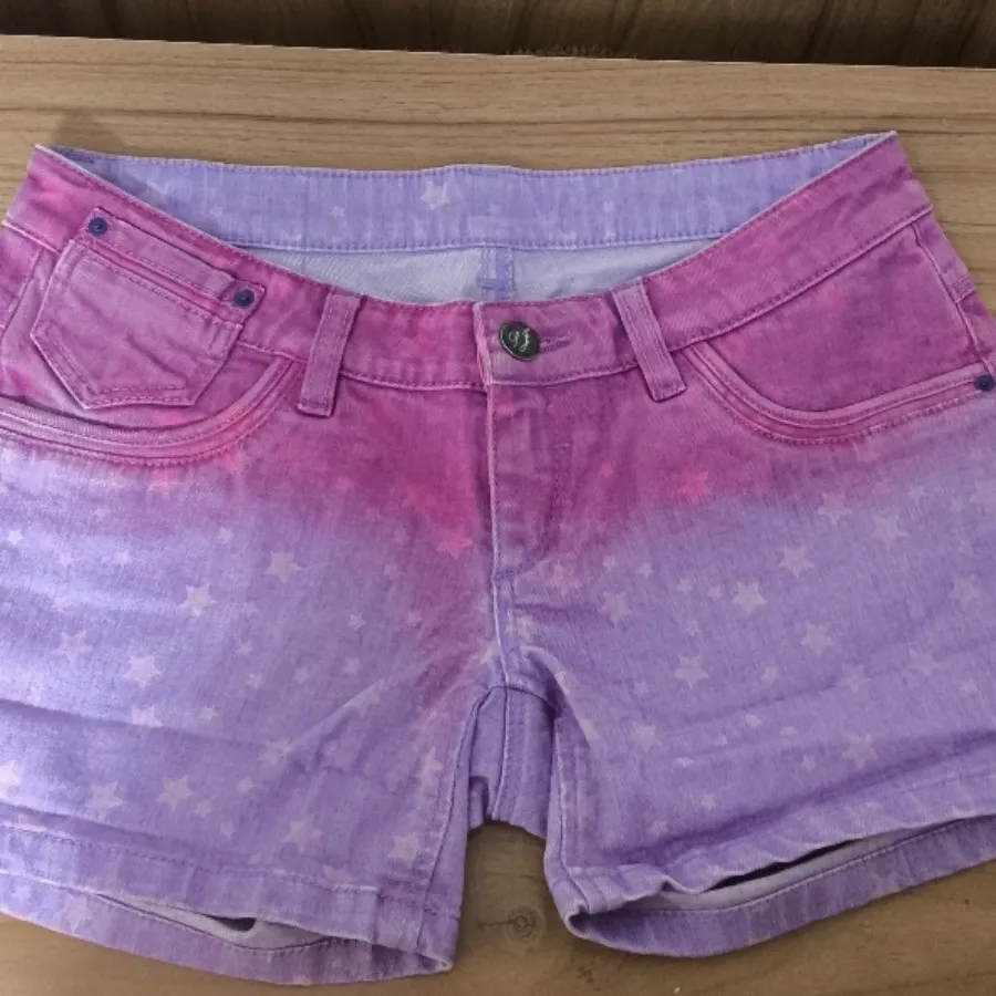 شورتک لی خارجی