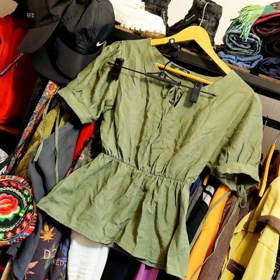 شومیز عروسکی خارجی
از تنخ