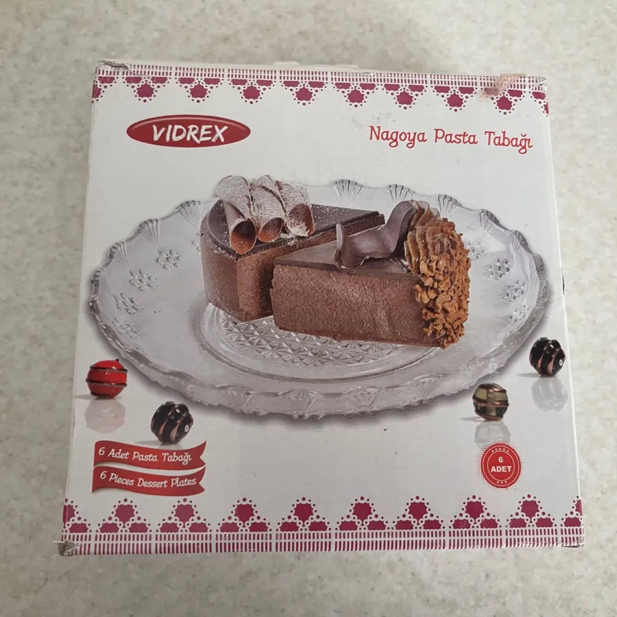 پیش‌دستی شیرینی‌