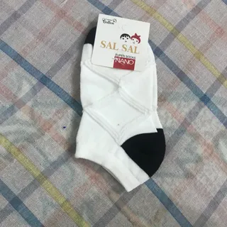 جوراب نو و زیبا