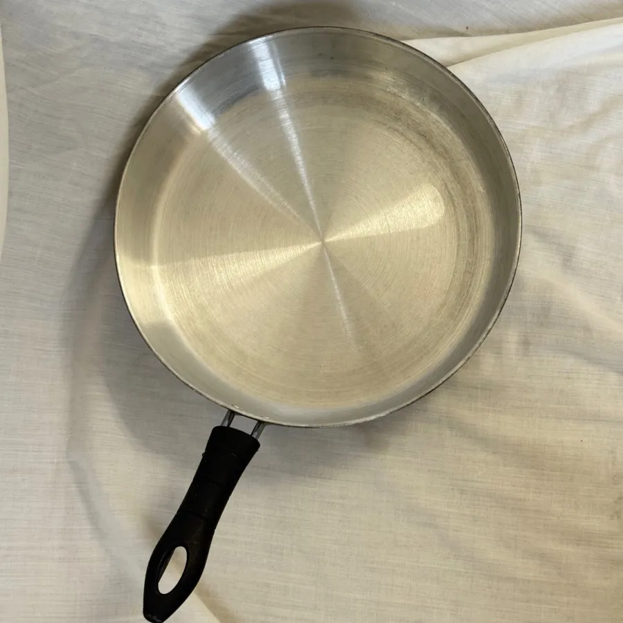 ماهیتابه استیل