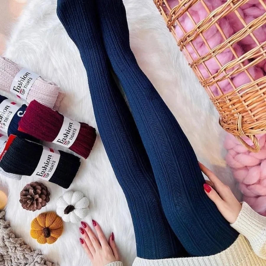 جوراب شلواری گندمی بافت