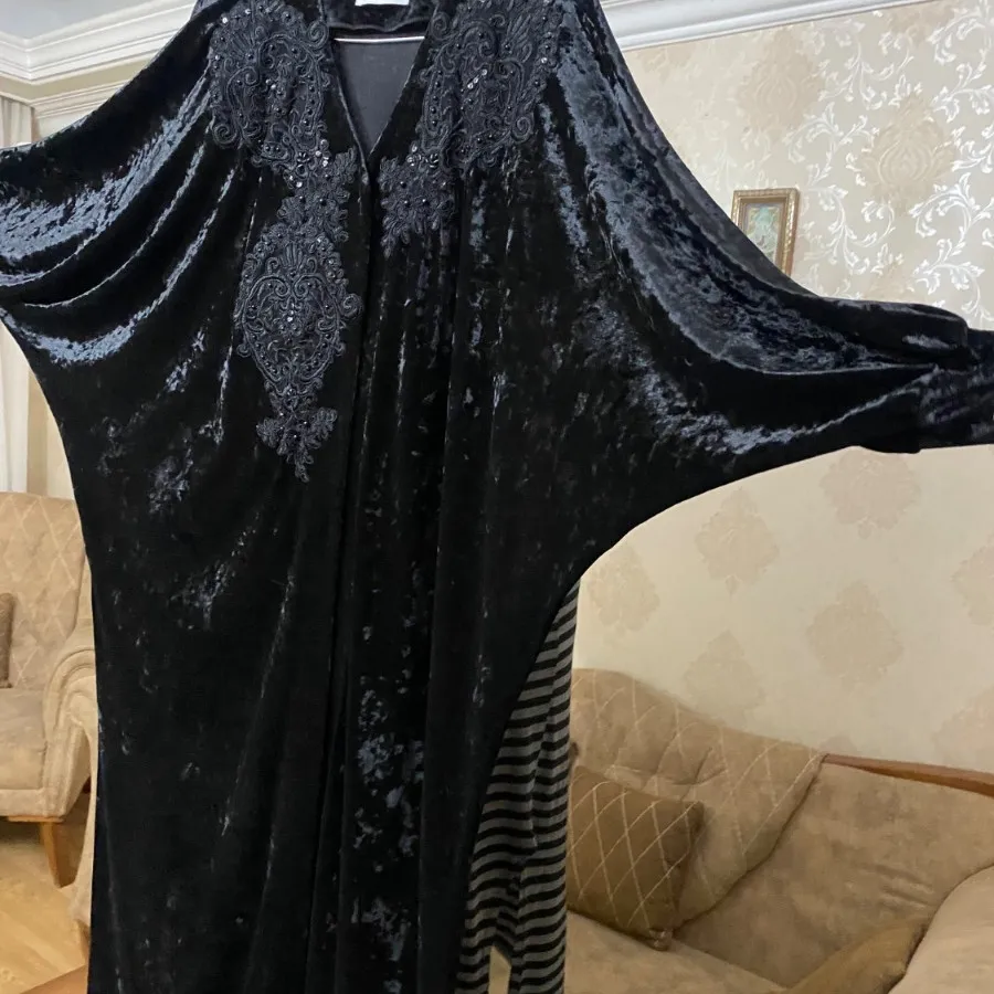 مانتو عبایی کاملا نو مخمل