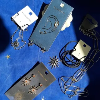 گوشواره و اکسسوری