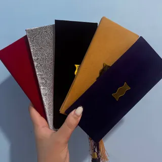 پاکت پول و جعبه کادویی