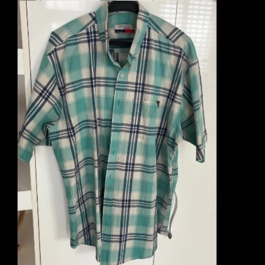 پیراهن مردانه