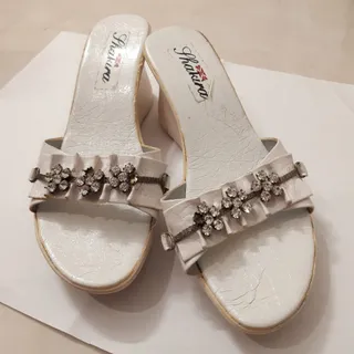 صندل سایز 39