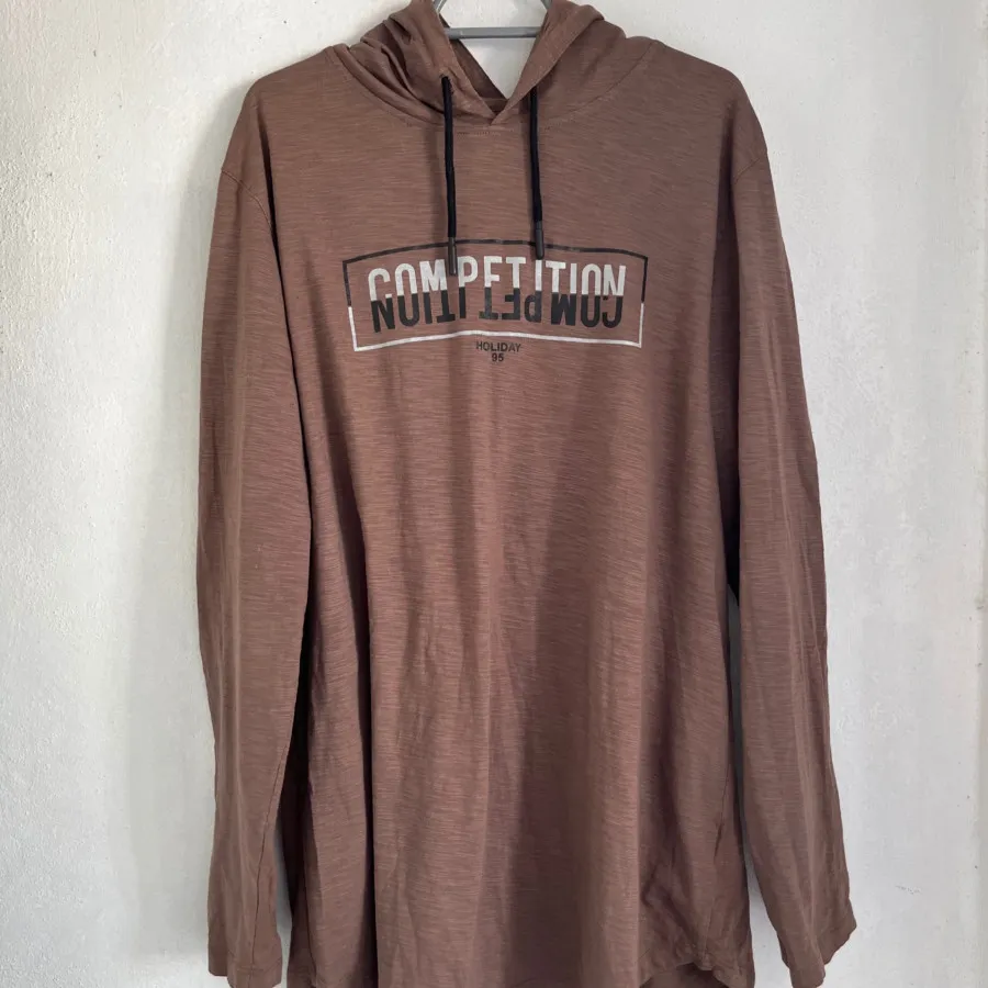 هودی نخی هالیدی holiday