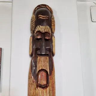 ماسک چوبی دیواری