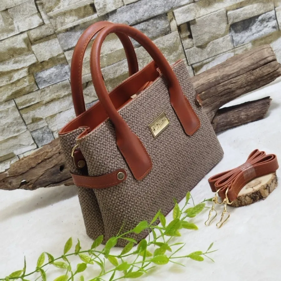 کیف صندوقی استوار