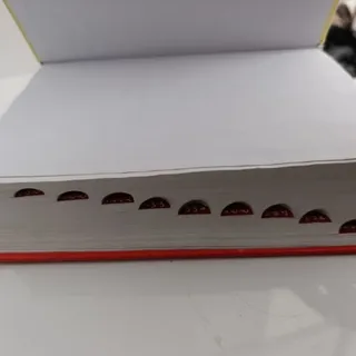 کتاب فرهنگ لغت فارسی عمید