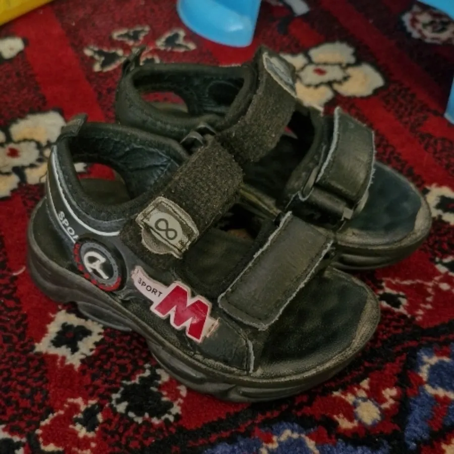 کفش بچگانه 23