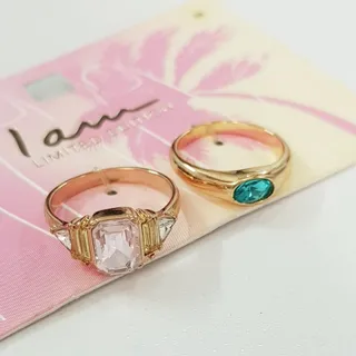 پک انگشتر طلایی نگین دار