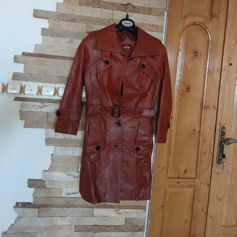 پالتو چرم زنانه