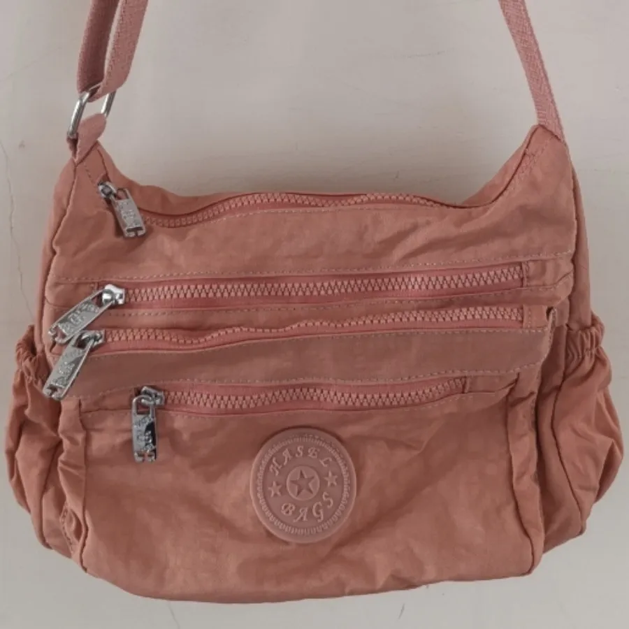 کیف برند حاصل