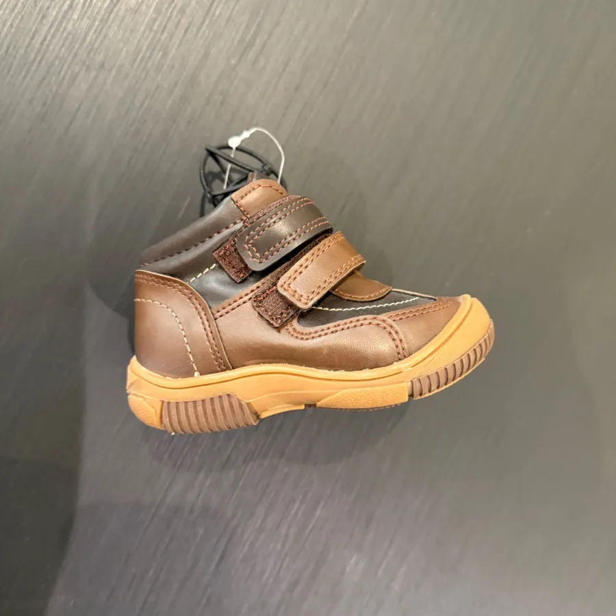 بوت بچه گانه